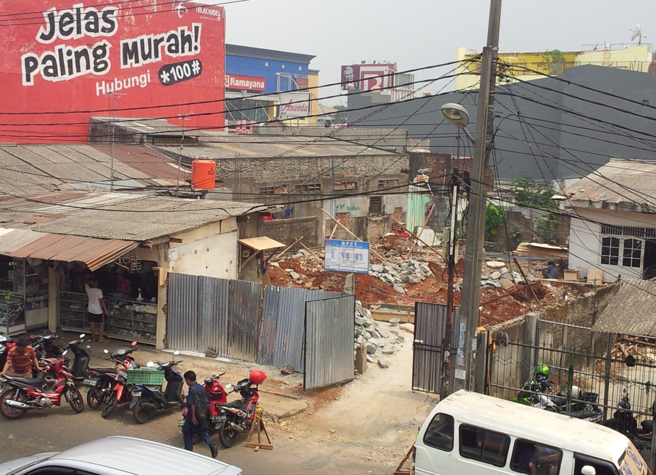 Pembangunan Ruko Jl. Aria Putra Ciputat Tahap 1 - foto 1